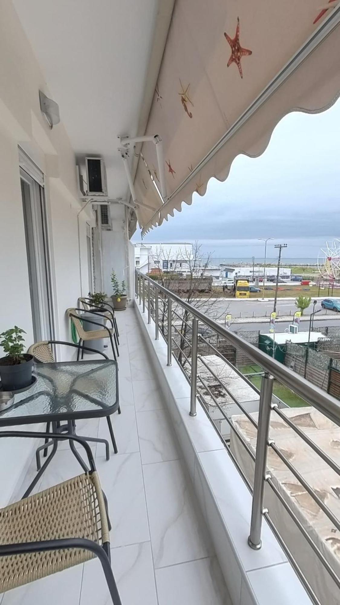 Cozy Sea View Apartment In Paralia Eksteriør billede