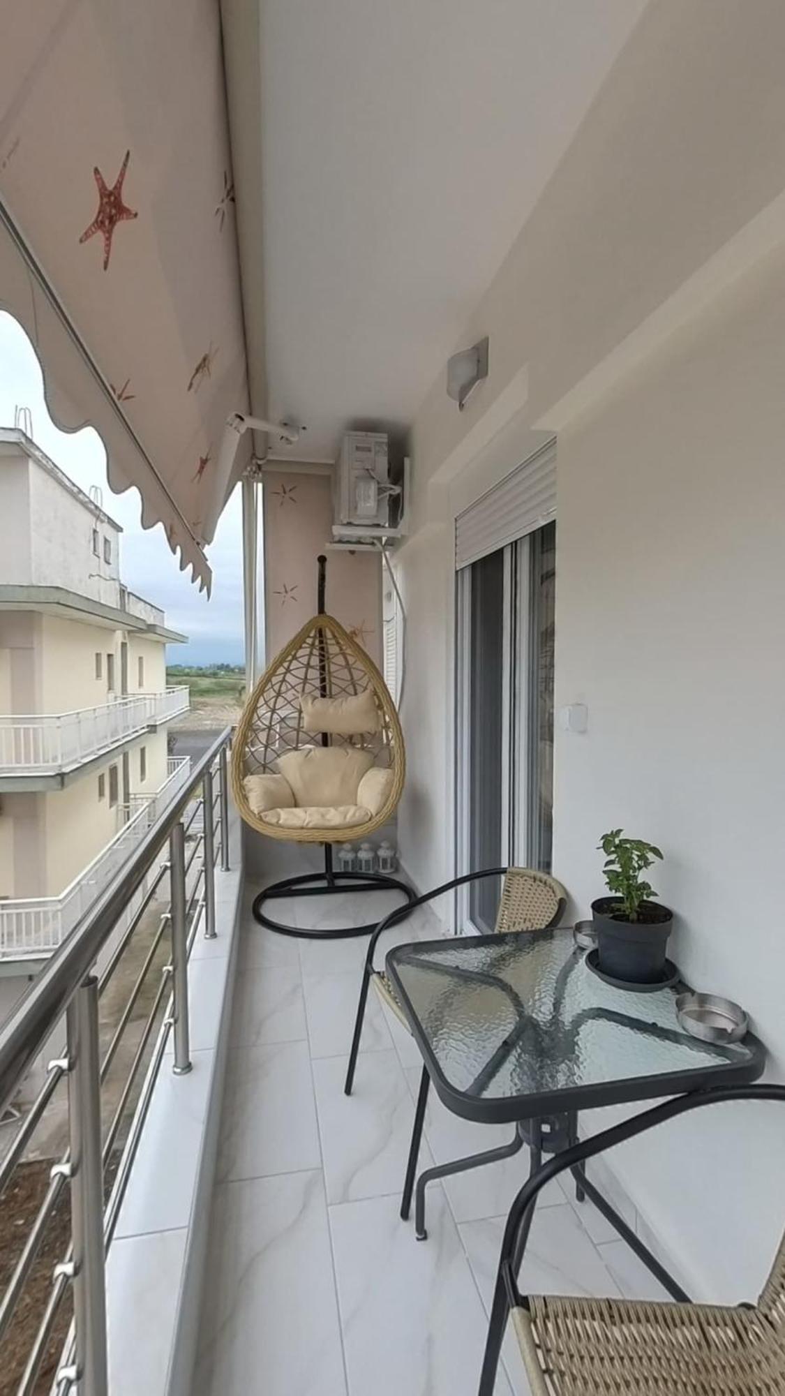 Cozy Sea View Apartment In Paralia Eksteriør billede